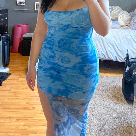 Hello Molly Dresses & Skirts - Hello Molly Chilled Splash Maxi Dress Blue